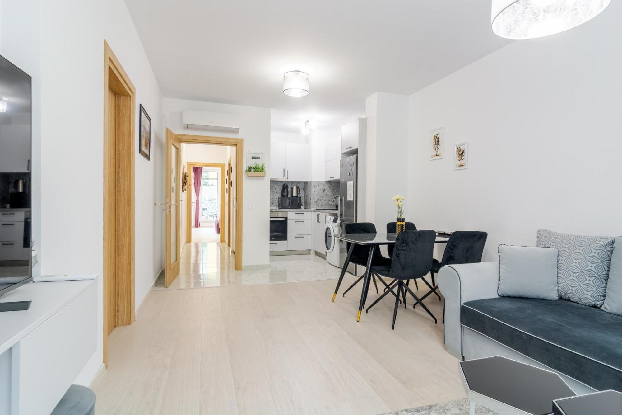Appartamento Paris Luxury Centre 2bdr W Work Desk And Wifi Near Nevsky Cathedral Sofia